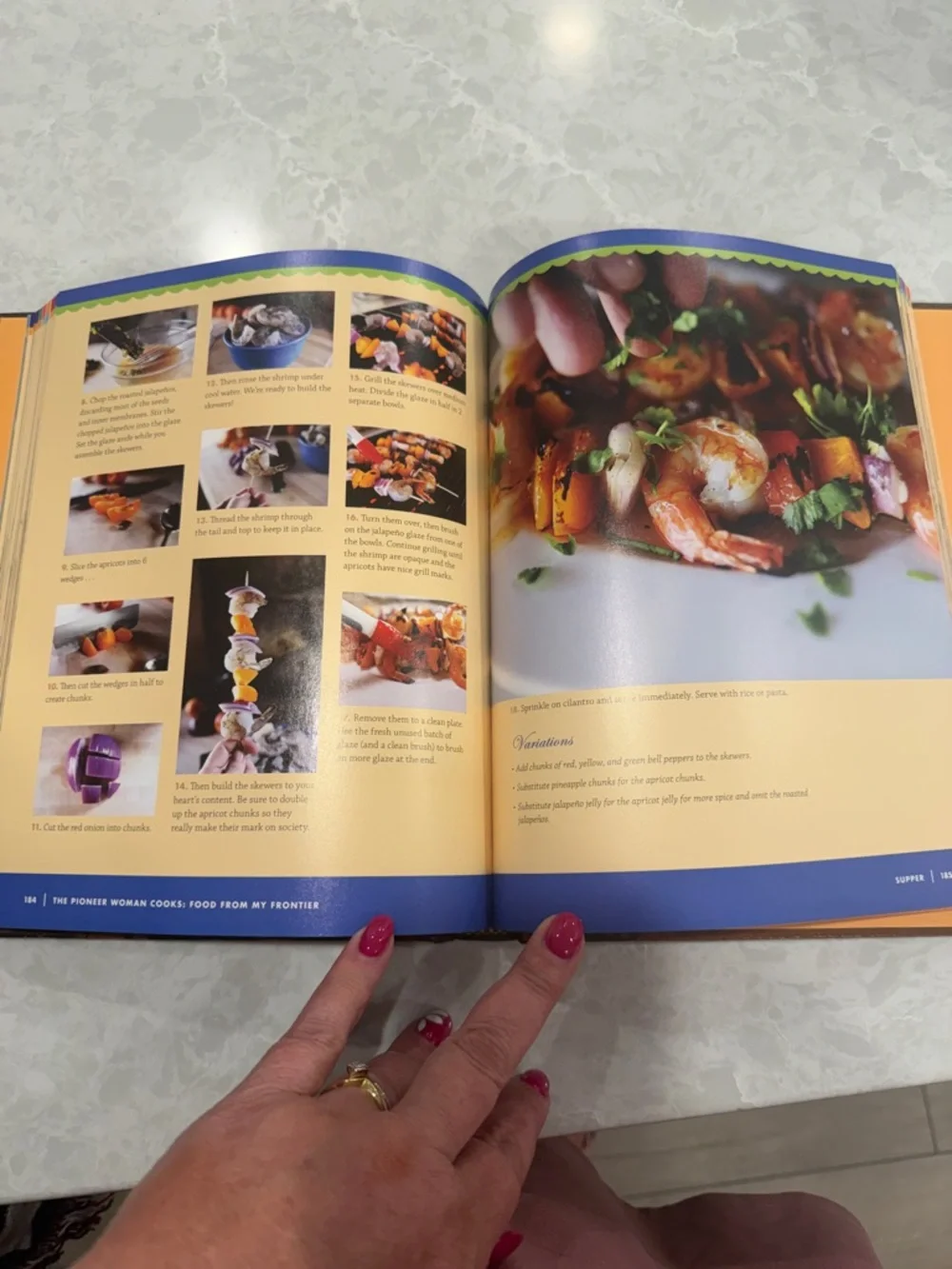 The Pioneer Woman Cooks Cookbook - Brown Cover